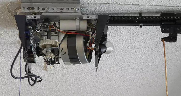 Emergency Garage Door Opener Repair in Sunset, FL