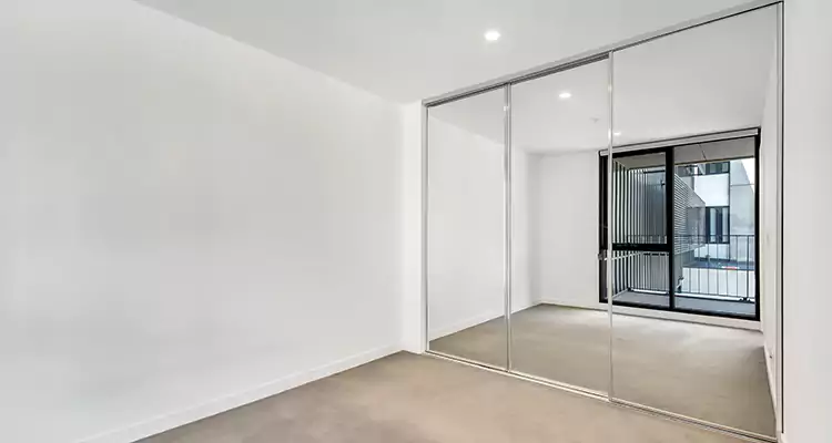 Why Homeowners Choose Us for Sliding Mirror Door Replacement in Sunset, FL